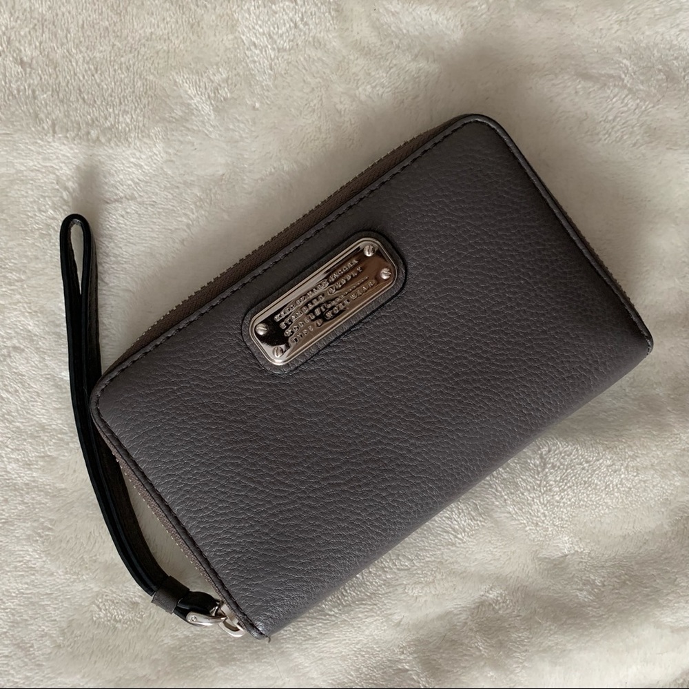 Marc Jacobs Gray Wallet/Wristlet